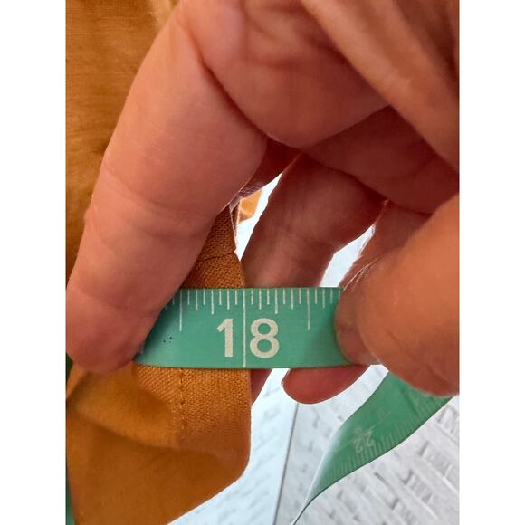 Torrid women’s shorts mustard yellow drawstring packets linen blend plus size - Picture 9 of 14